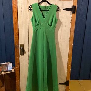 Vintage 60s style kelly green polyester v-neck maxi dress